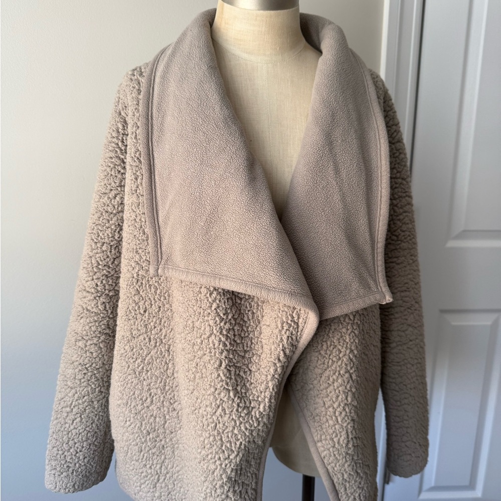 Abercrombie & Fitch Cream Teddy Jacket